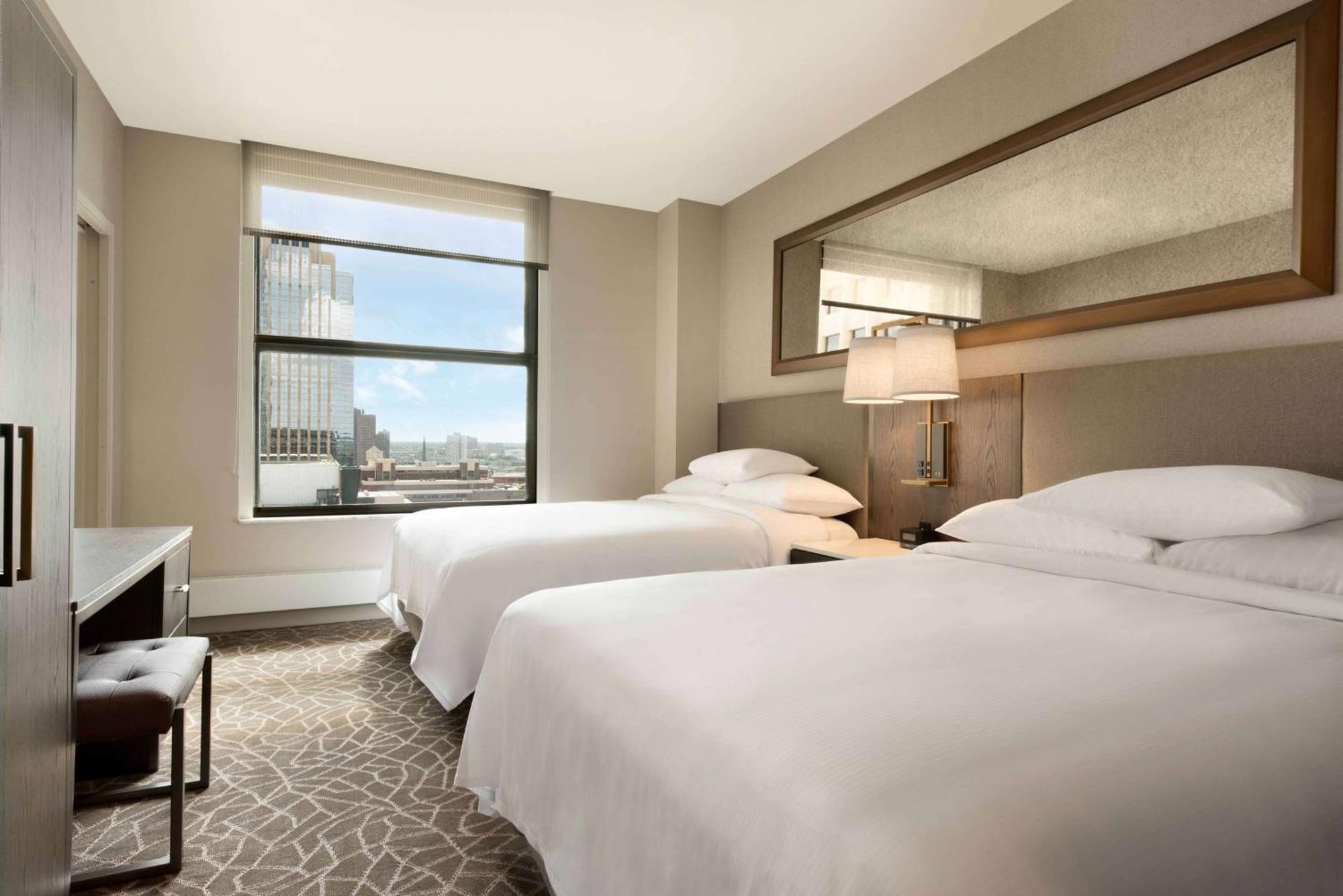 Embassy Suites By Hilton Minneapolis Downtown Hotel Exterior foto