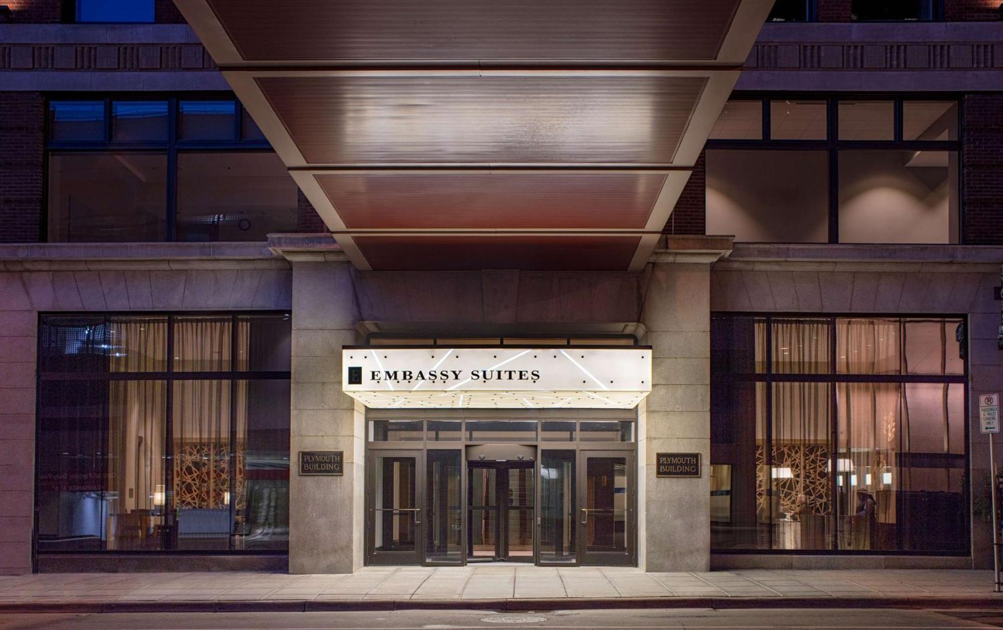 Embassy Suites By Hilton Minneapolis Downtown Hotel Exterior foto